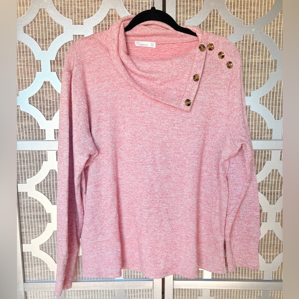 89th & Madison Pink Button-Detail Blouse